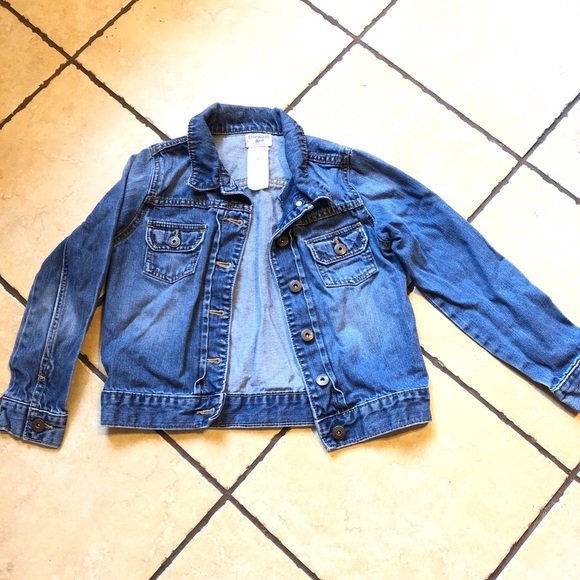 OshKosh B'gosh Other - Osh kosh girls jean jacket
